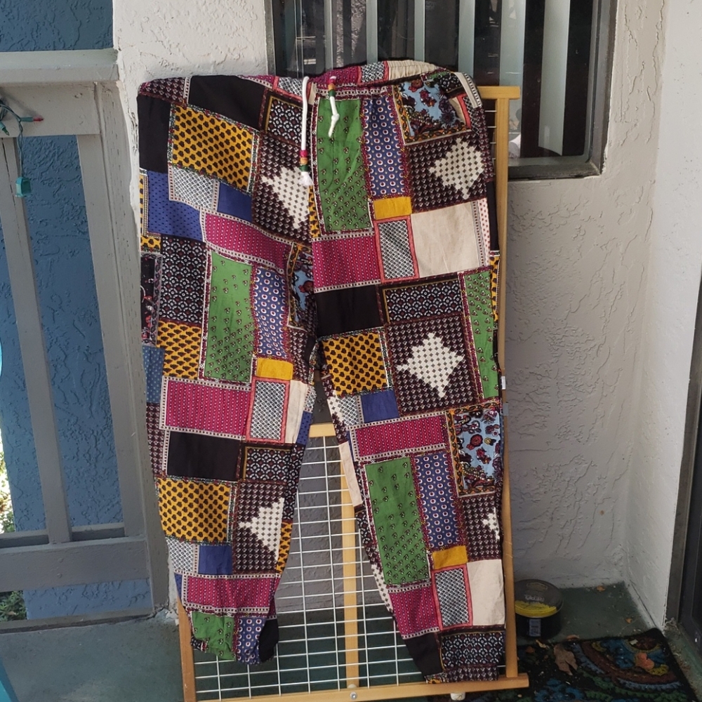 African print drawstring pants